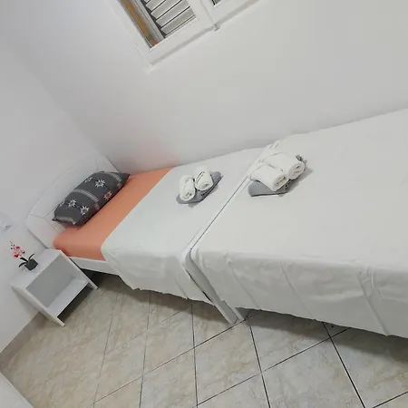 Vesna Apartment Pag Town