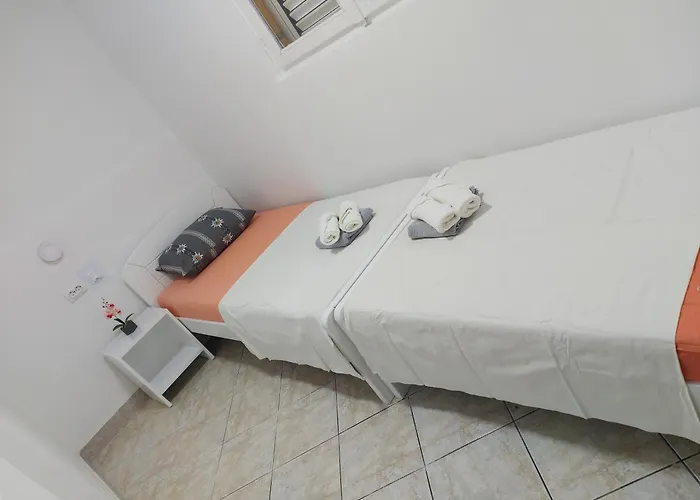 Vesna Apartman Pag Town